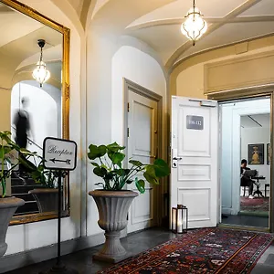 *** Hotel Castle House Sverige